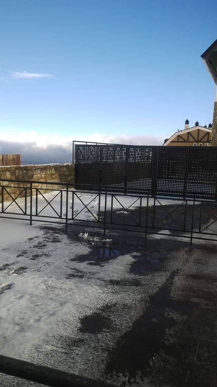 Apartamento Edificio Serraneu. Sierra Nevada. Granada Quarto foto